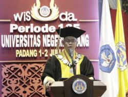 UNP Gelar Wisuda Periode 135