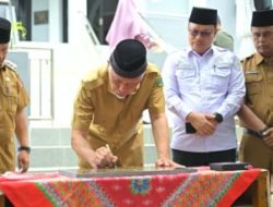 Gubernur Resmikan Masjid dan Pembangunan Sarana Penunjang Pendidikan di Maninjau