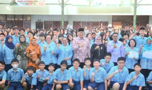 Pj Wako Andree Algamar Luncurkan Buku “Serpihan Duka di Balik Rumah” Karya Siswa dan Guru SMP Maria