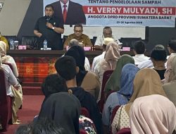 Buka Sosialisasi Perda No 1 Tahun 2025, Anggota DPRD Sumbar Verry Mulyadi Ingatkan Pentingnya Kesadaran Warga Terhadap Sampah