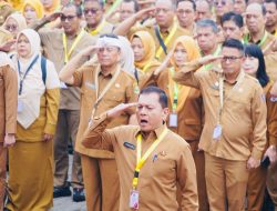 Sekda Pasaman Yudesri Pimpin Apel di IPDN Jatinangor pada Rakor Nasional Sekda dan Kepala Bappeda se-Indonesia