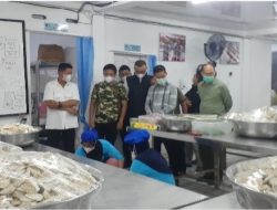 “Bupati Welly Suheri Sidak Dapur MBG, Pastikan Makanan Anak Sekolah Aman dan Bergizi”